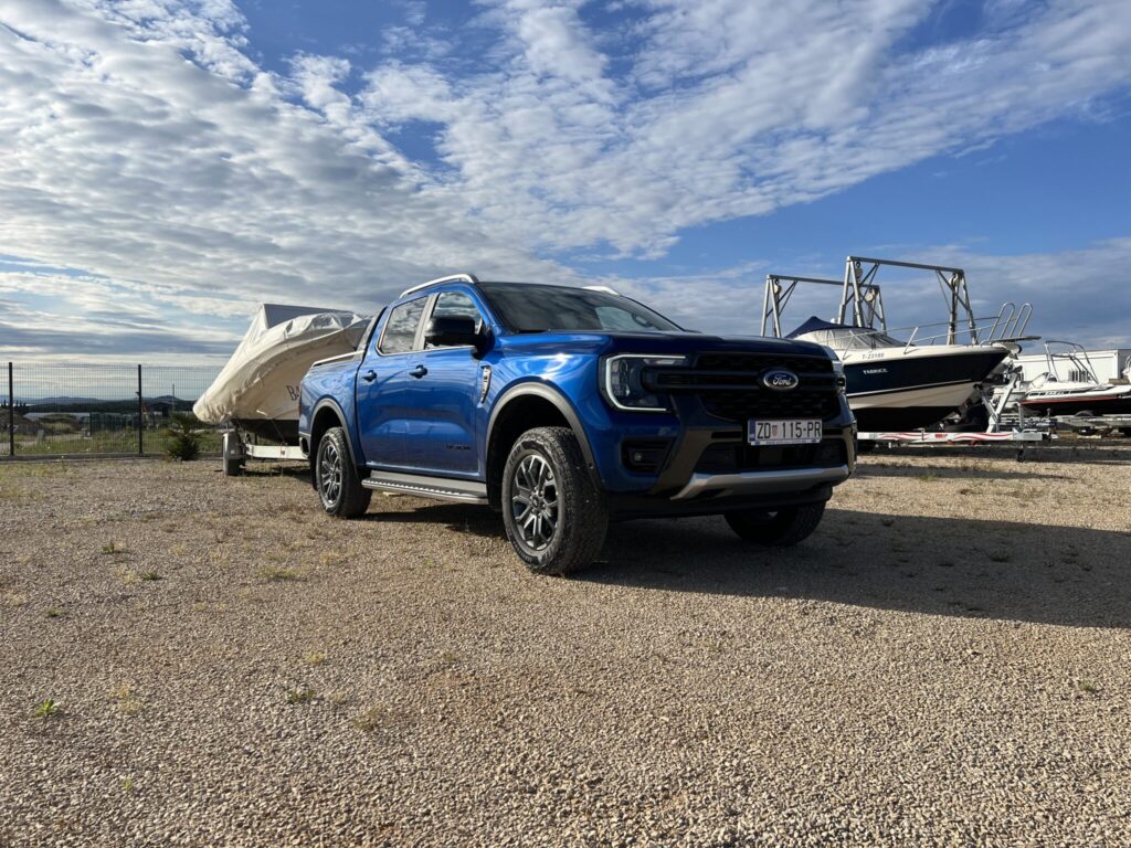 uha marina Biograd transport i smještaj brodova